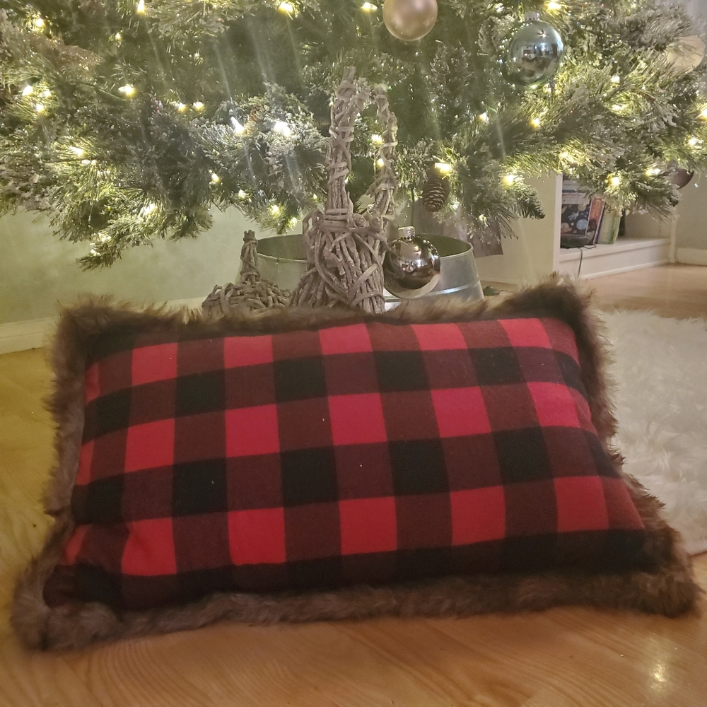 Red and black check with fur pillow
